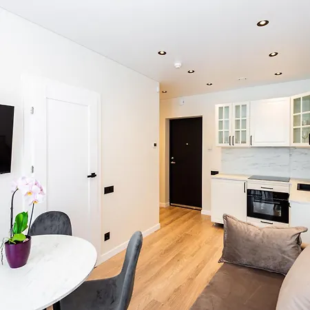 Takas I Jura 公寓 帕兰加