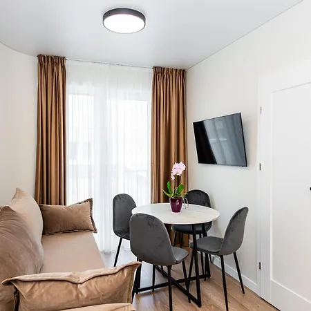 Takas I Jura 帕兰加