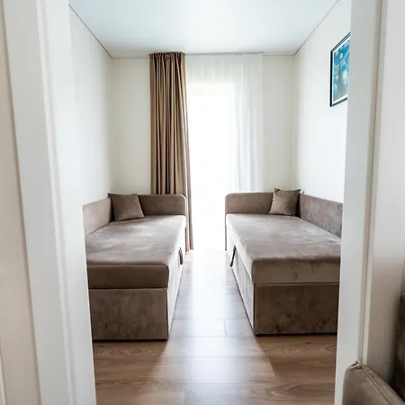 Takas I Jura 帕兰加